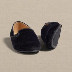 NWT Luz velvet Loafer for baby